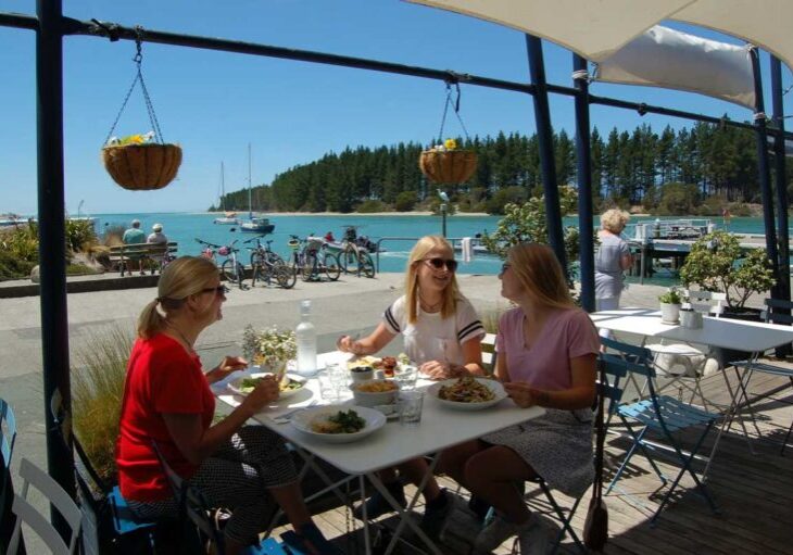 dining out in nelson nz